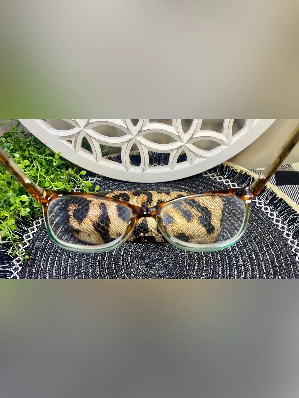 Foster Grant Sofia Vergara Leopard‎ Glasses W/ Case (Selling As Frames Only)